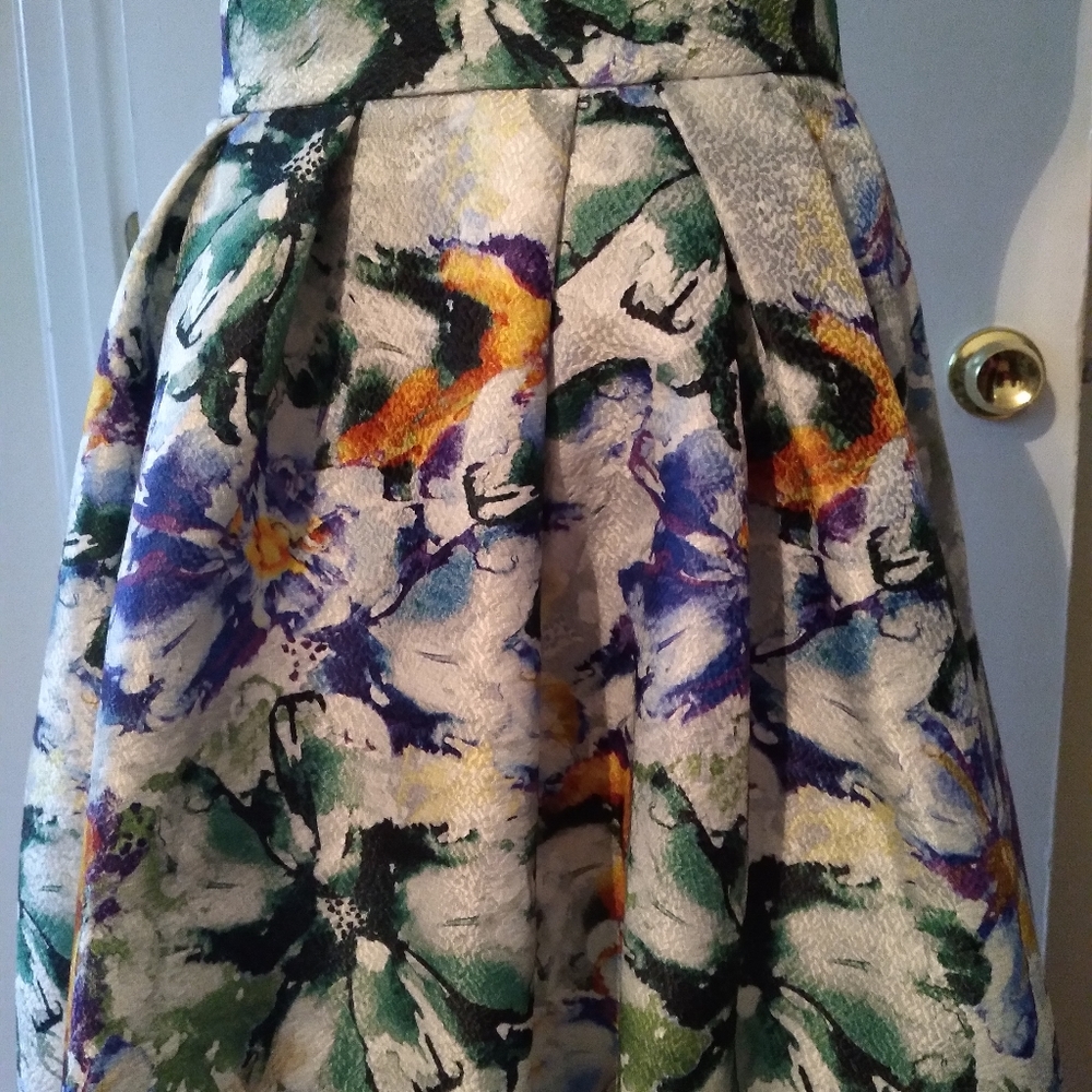 Woman skirt